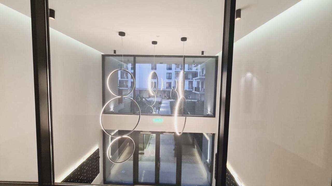 Apartament 5* Luxury Near Avram Iancu Sq New. Private Parking Kluż-Napoka Zewnętrze zdjęcie