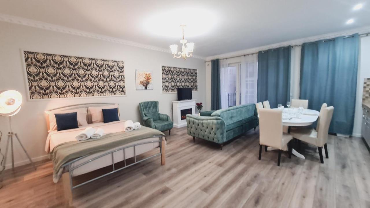 Apartament 5* Luxury Near Avram Iancu Sq New. Private Parking Kluż-Napoka Zewnętrze zdjęcie
