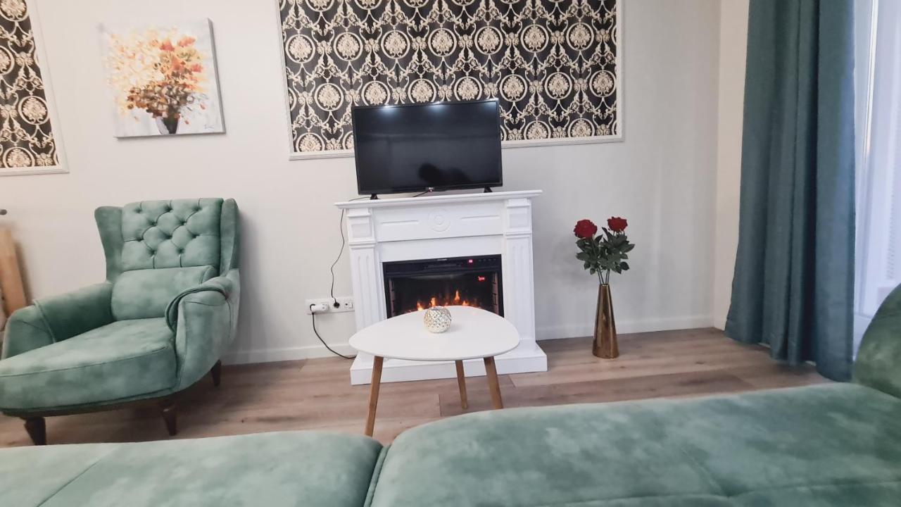 Apartament 5* Luxury Near Avram Iancu Sq New. Private Parking Kluż-Napoka Zewnętrze zdjęcie