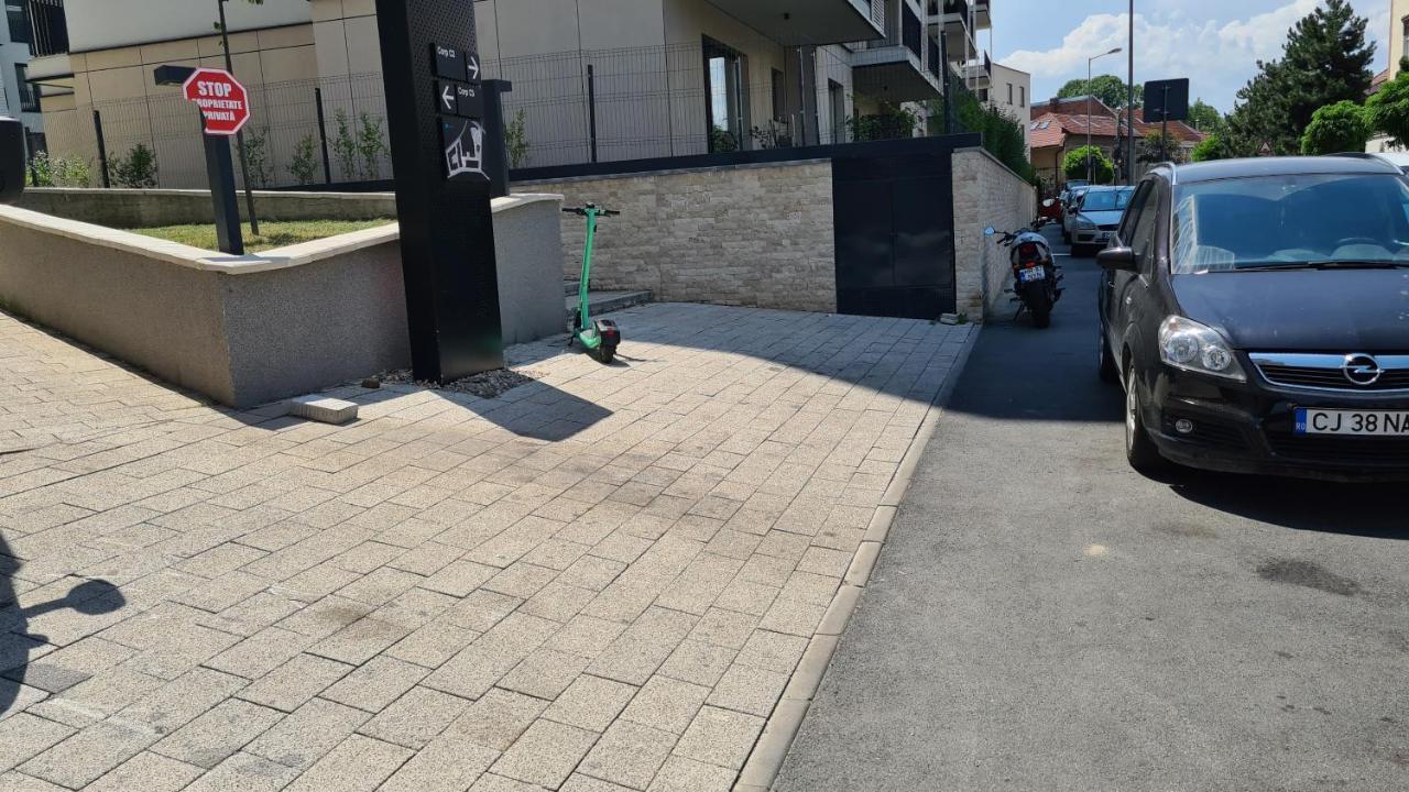 Apartament 5* Luxury Near Avram Iancu Sq New. Private Parking Kluż-Napoka Zewnętrze zdjęcie